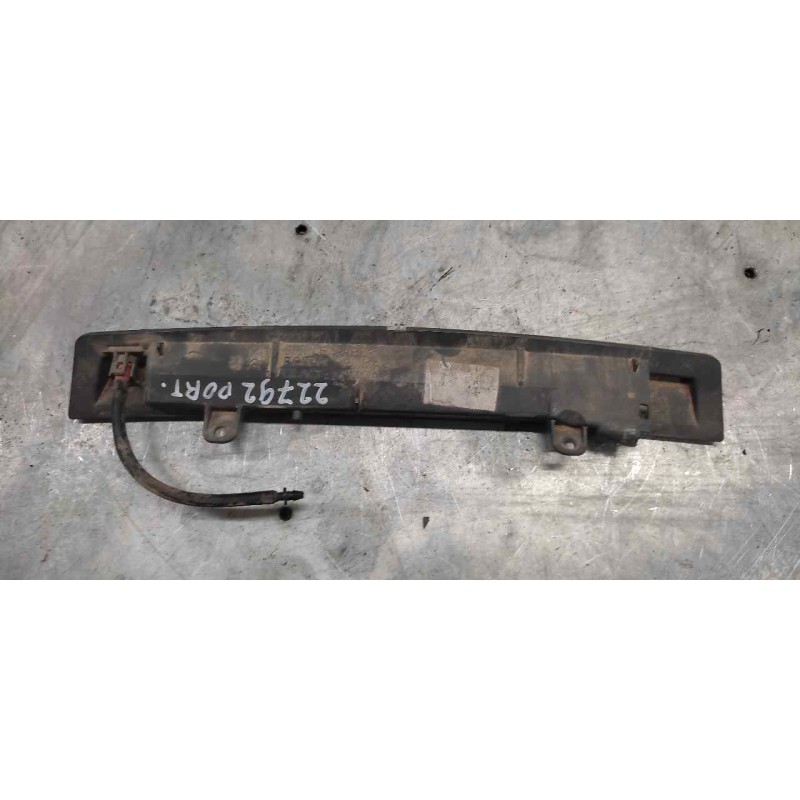Recambio de luz central de freno para citroën c4 berlina sx referencia OEM IAM   2 PINS 2