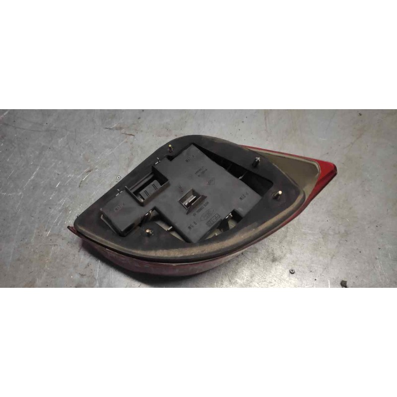 Recambio de piloto trasero derecho para ford fiesta berlina (dx) 1.25 16v cat referencia OEM IAM 2