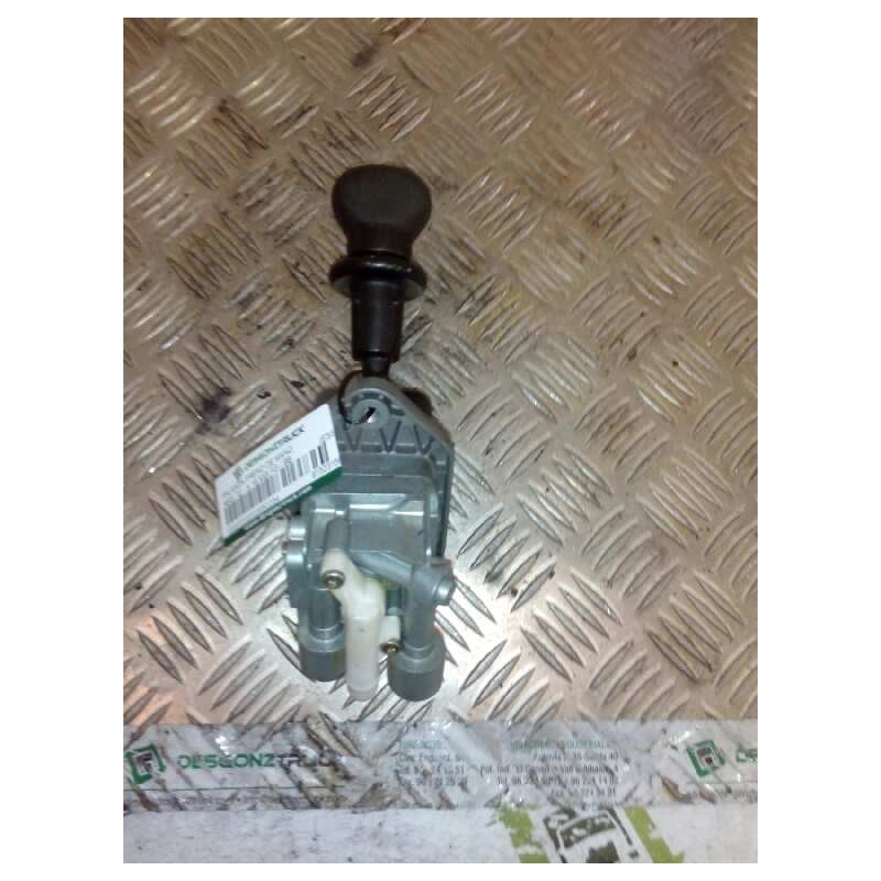 Recambio de palanca freno de mano para man tg - a 18.430 fg / bb (e3/e4) l referencia OEM IAM 81523156156 9617231180 - Blanco