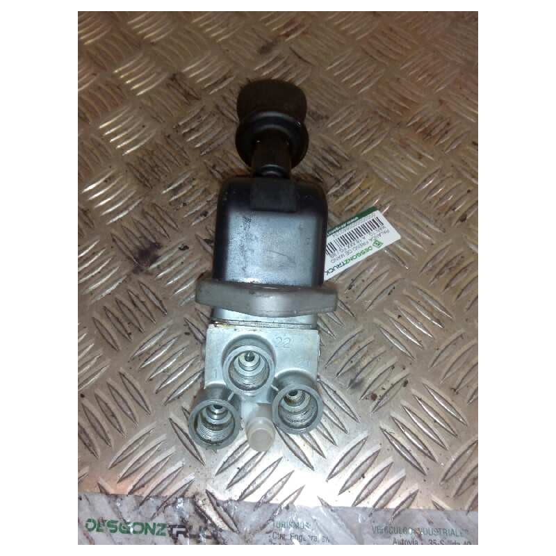 Recambio de palanca freno de mano para man tg - a 18.430 fg / bb (e3/e4) l referencia OEM IAM 81523156156 9617231180 - Blanco 2