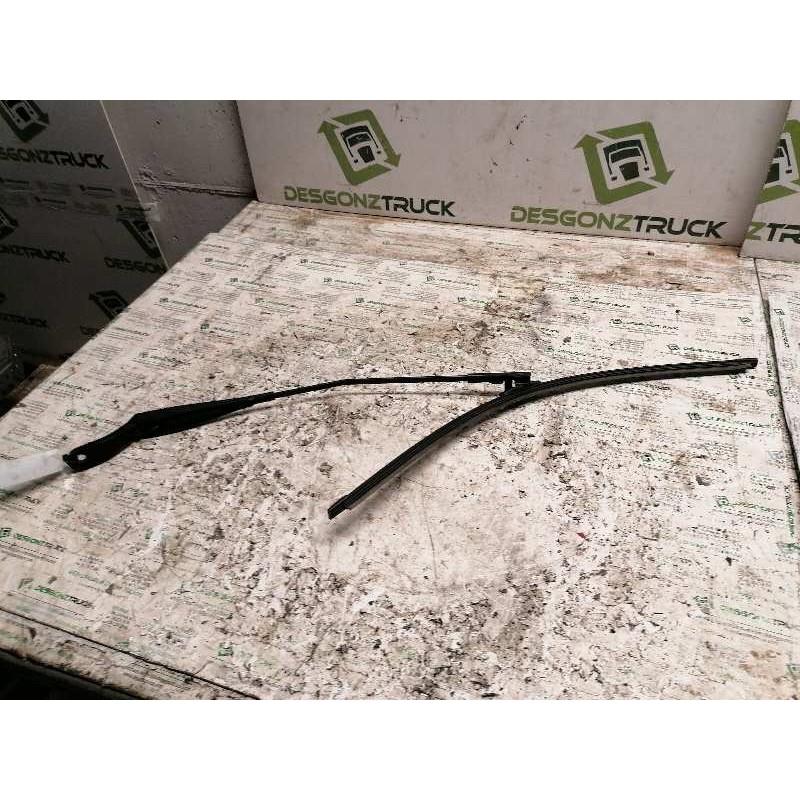 Recambio de brazo limpia delantero derecho para peugeot 207 rc referencia OEM IAM - Rojo 2