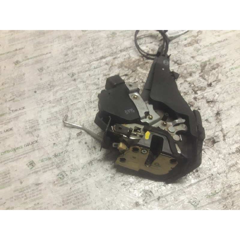 Recambio de cerradura puerta trasera derecha para toyota rav 4 (a2) 2.0 luna 4x4 (2003) referencia OEM IAM  2 PINS