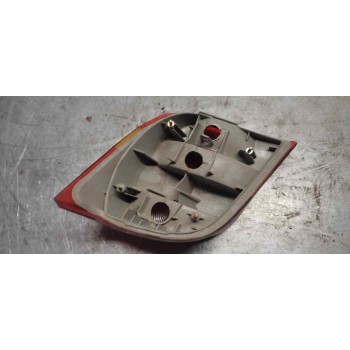 Recambio de piloto trasero izquierdo para ford fiesta berlina 1.25 16v cat referencia OEM IAM   