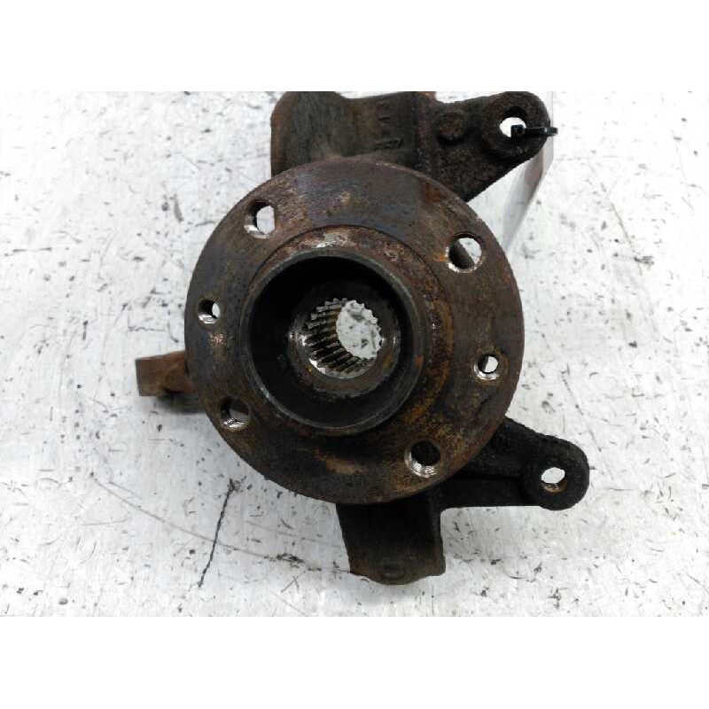 Recambio de mangueta delantera derecha para renault scenic ii authentique referencia OEM IAM 8200297033 2