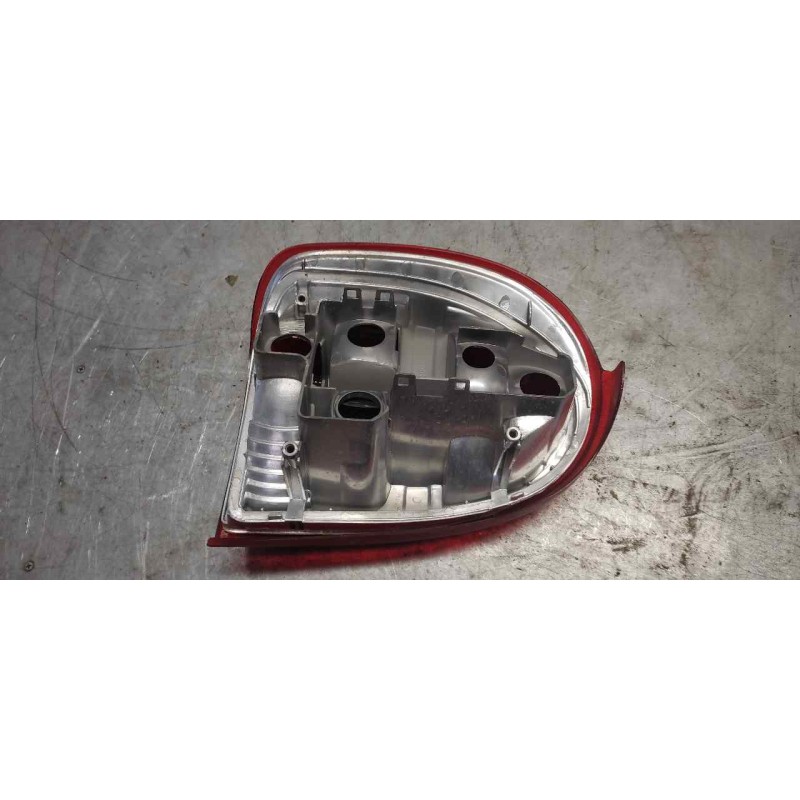 Recambio de piloto trasero derecho para opel corsa b 1.0 12v cat (x 10 xe / lw3) referencia OEM IAM 2