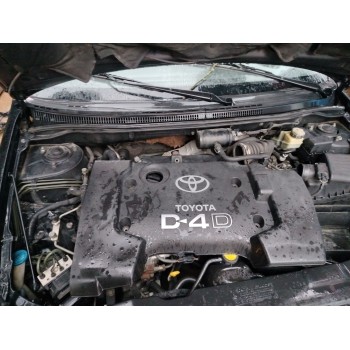 toyota corolla (_e12_) del año 2004
