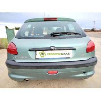 peugeot 206 berlina del año 2000