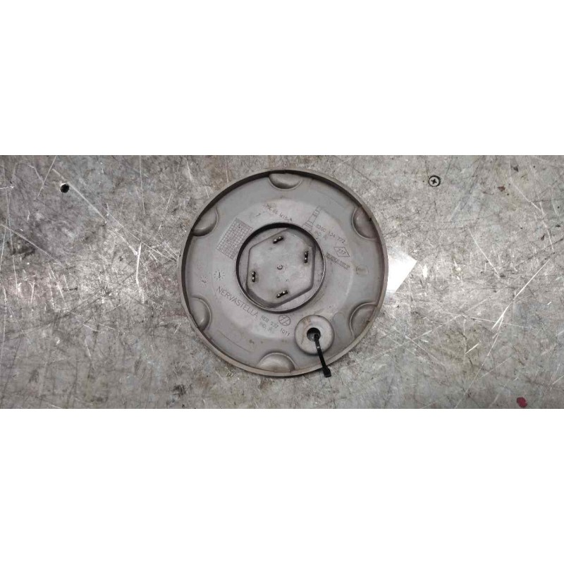 Recambio de tapacubos para renault megane ii berlina 5p confort authentique referencia OEM IAM 8200134772 14CM 2