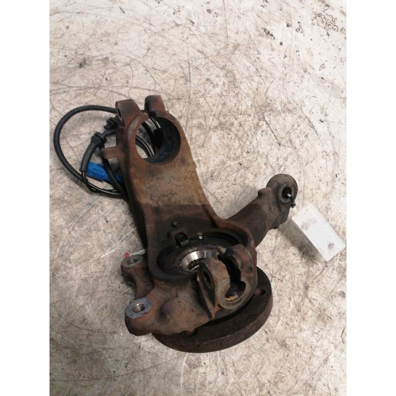 Recambio de mangueta delantera derecha para peugeot 207 xs referencia OEM IAM 2