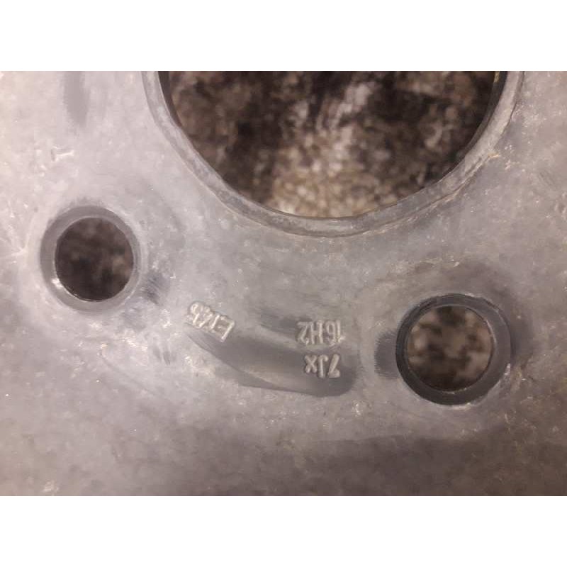 Recambio de llanta para volkswagen passat berlina (3c2) advance referencia OEM IAM  7J X 16 H2 ET45 16''-5 TORNILLOS - Gris 2