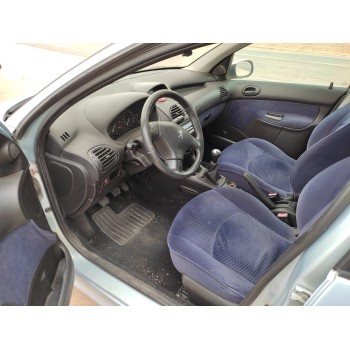 peugeot 206 berlina del año 2003