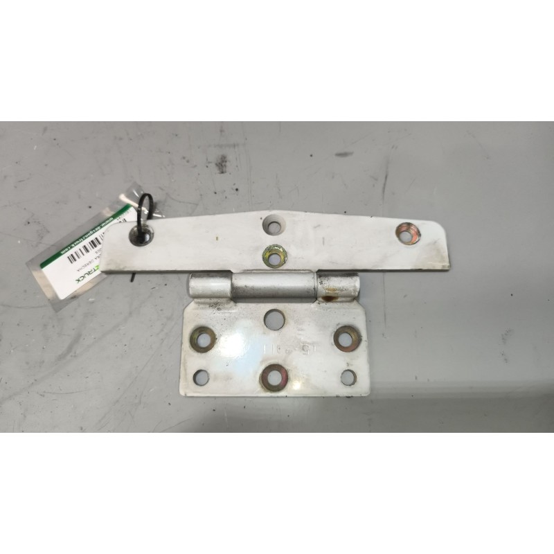 Recambio de bisagra puerta delantera derecha para renault magnum ab 2005 12.8 diesel referencia OEM IAM   
