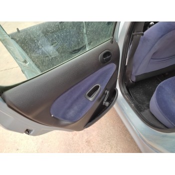 peugeot 206 berlina del año 2003
