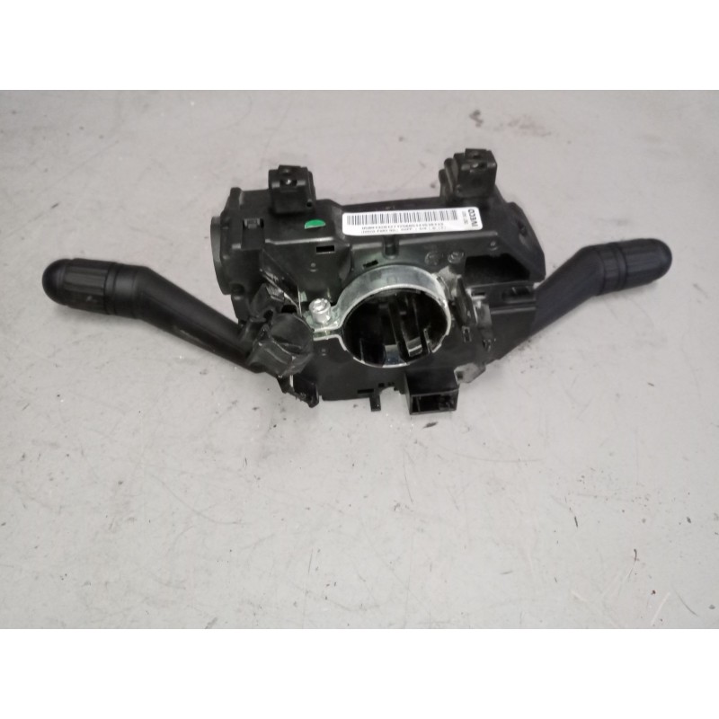 Recambio de mando multifuncion para iveco daily iv caja/chasis 35c15 referencia OEM IAM 5801320127 MANDO LIMPIA MANDO LUCES