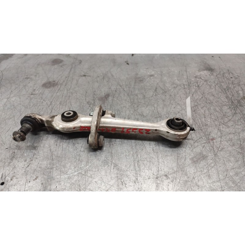 Recambio de brazo suspension inferior delantero izquierdo para volkswagen passat berlina (3b2) básico referencia OEM IAM 4D04071