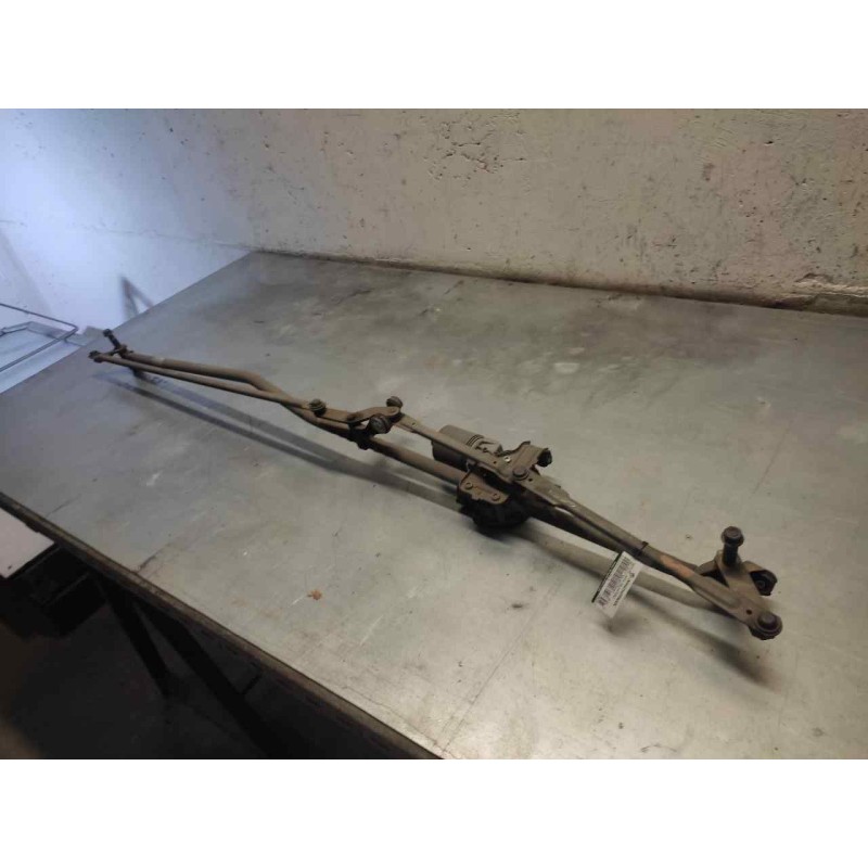 Recambio de motor limpia delantero para peugeot 308 sw confort referencia OEM IAM 0390241869 9684806680 4 PINS