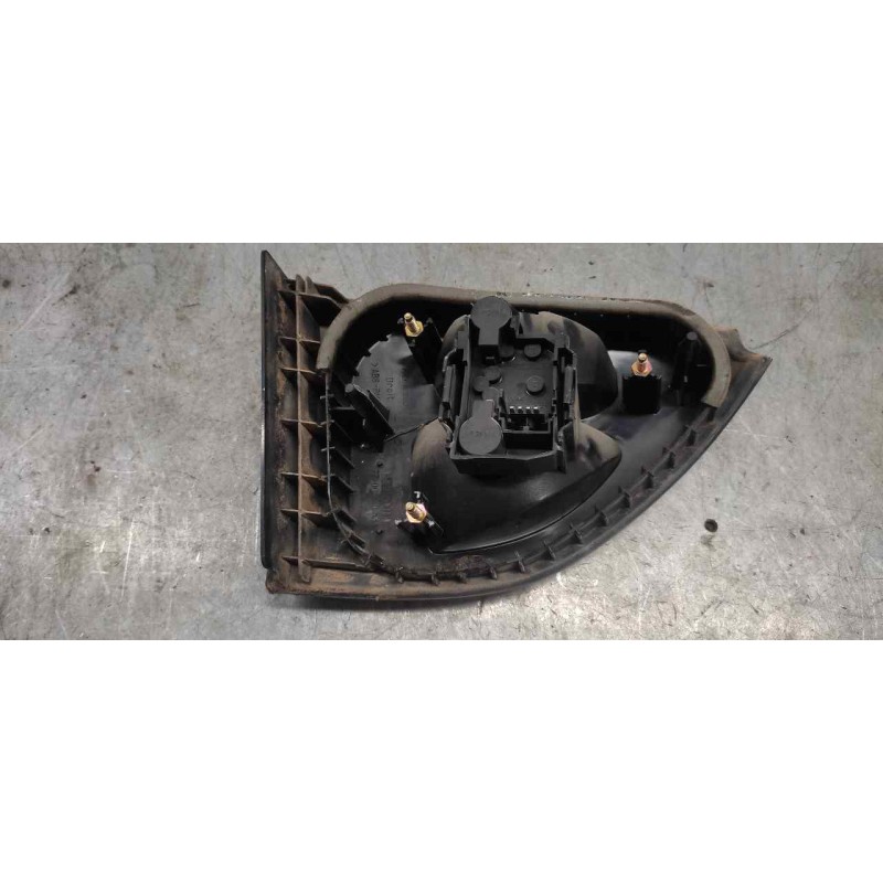 Recambio de piloto trasero derecho interior para renault megane i classic (la0) 1.9 d europa referencia OEM IAM   3 CABLES 2