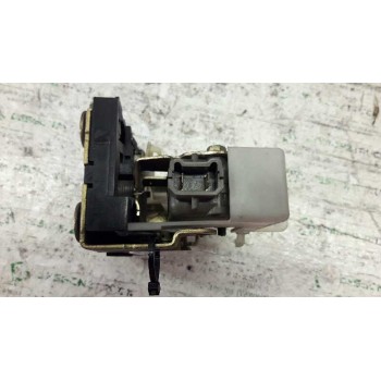 Recambio de cerradura puerta trasera derecha para renault clio ii fase i (b/cbo) 1.9 d referencia OEM IAM   