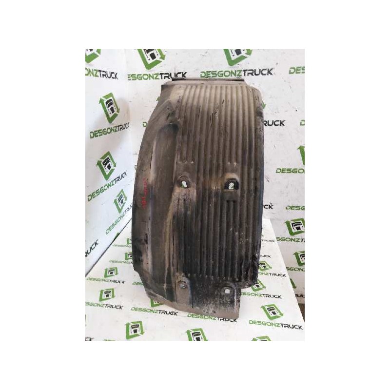 Recambio de guardabarros delantero derecho para volvo fh xxx fg 4x2 low largo globetrotter (lhh2, l2h2) referencia OEM IAM 20372