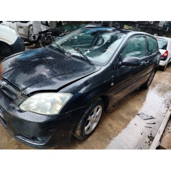 toyota corolla (_e12_) del año 2004