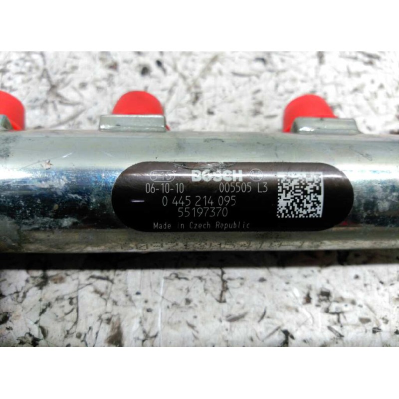 Recambio de rampa inyectora para opel astra gtc enjoy referencia OEM IAM - Negro 4
