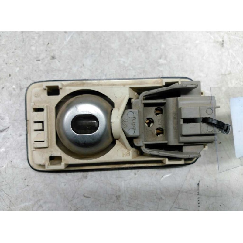 Recambio de luz interior para citroën berlingo 1.9 d cumbre familiar referencia OEM IAM 6362H2 2