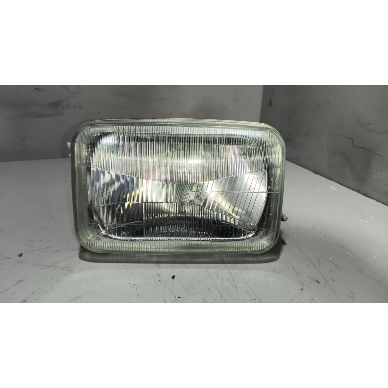 Recambio de faro izquierdo para volvo fh 12 asta 2001 e2 / e3 12.1 diesel (d12d380) referencia OEM IAM 8144285 3981593 - Blanco