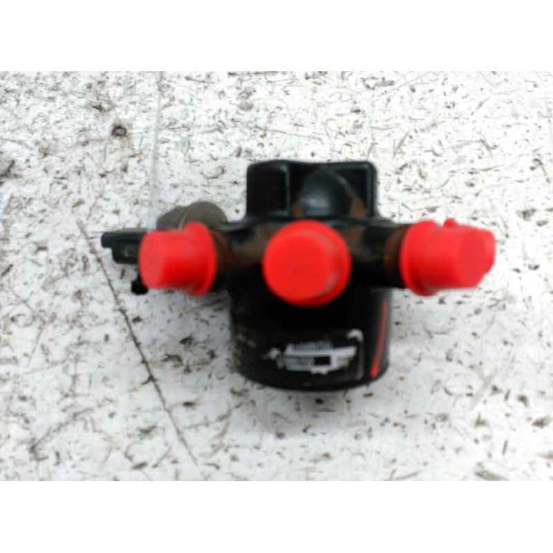 Recambio de rampa inyectora para renault kangoo (f/kc0) alize referencia OEM IAM 8200057345 8200057232 - Blanco 4