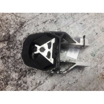 Recambio de soporte motor para ford focus lim. (cb8) titanium referencia OEM IAM 8V616P082CB INFERIOR 