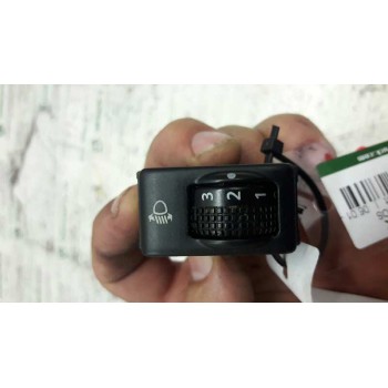 MANDO REGULADOR DE FAROS 