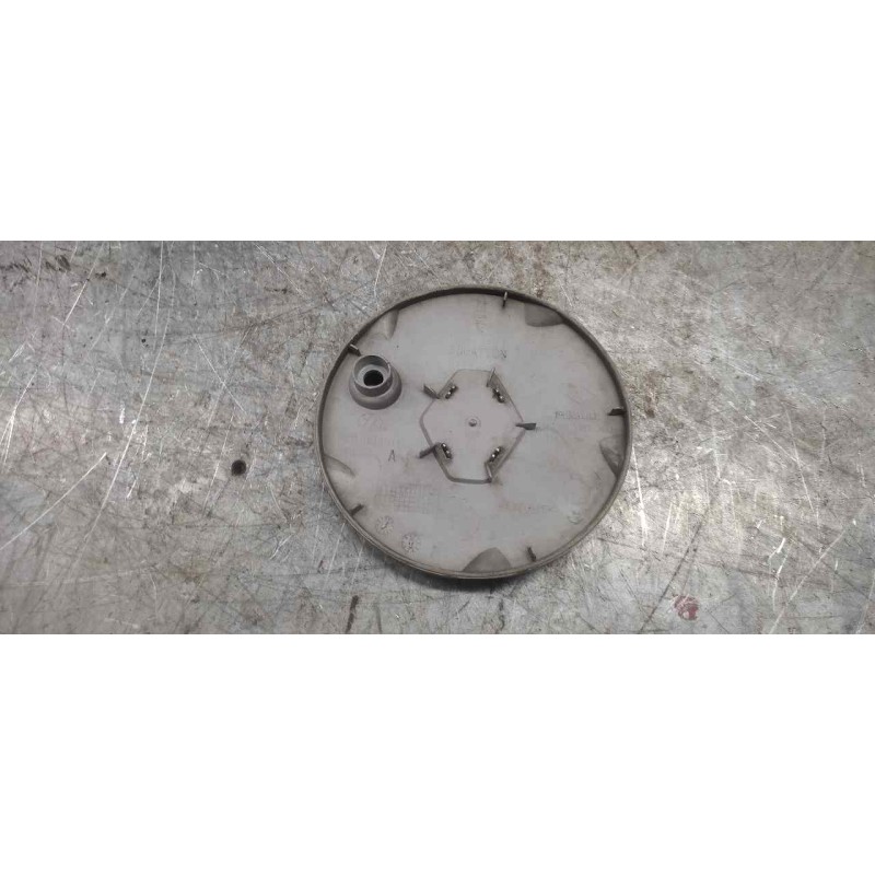 Recambio de tapacubos para renault clio ii fase ii (b/cb0) campus referencia OEM IAM 8200081301 14.50CM 2