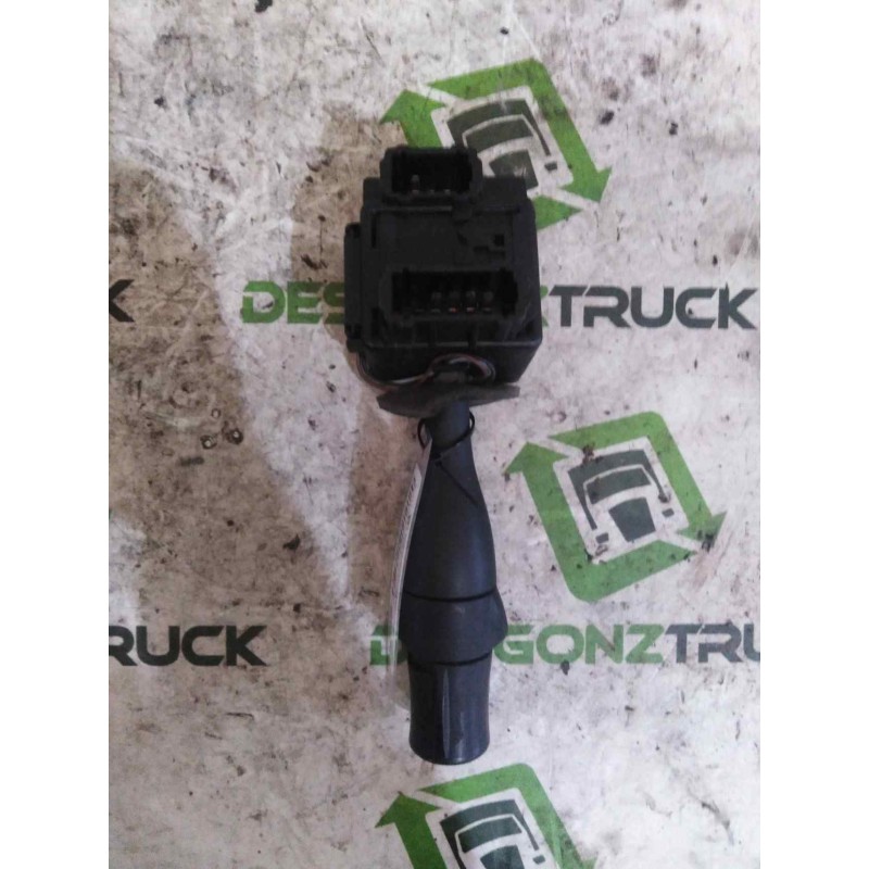 Recambio de mando intermitentes para renault premium route 2006 fas 4x2 larga distancia referencia OEM IAM 5010589561 2