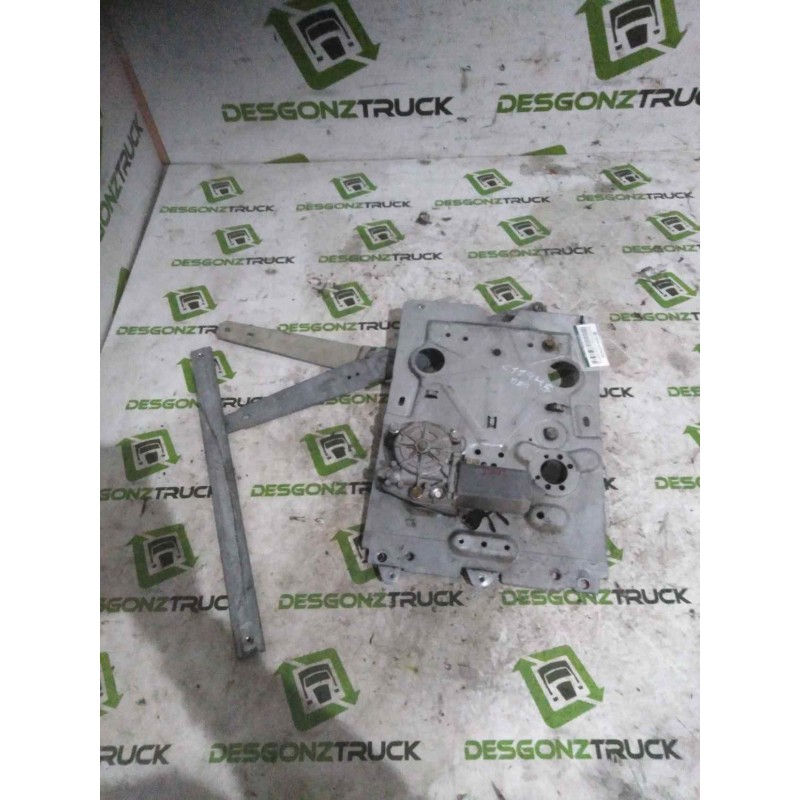 Recambio de elevalunas delantero derecho para volvo fh 12 asta 1993 e1 fsa  4x2 e1 corto referencia OEM IAM - Blanco