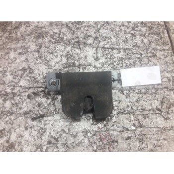 CERRADURA MALETERO / PORTON 6L6827505A 3 PINS 