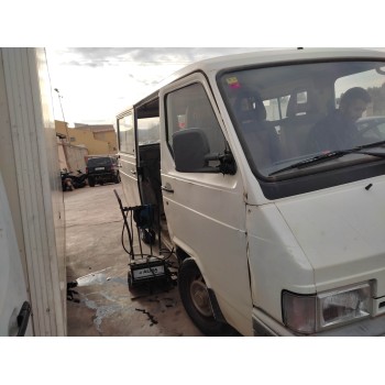 nissan trade 75 del año 1997