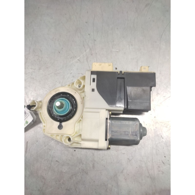 Recambio de motor elevalunas delantero derecho para peugeot 307 break / sw (s1) sw port aventura referencia OEM IAM 996388102  