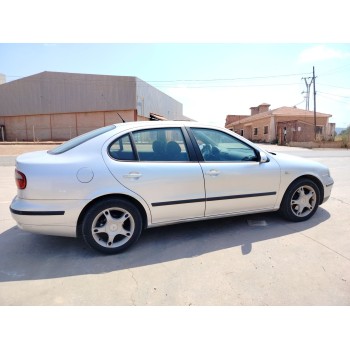 seat toledo (1m2) del año 2003