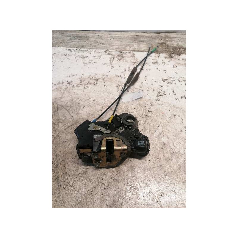Recambio de cerradura puerta delantera derecha para toyota corolla verso (r1) 2.2 d-4d luna referencia OEM IAM   2 PINS - Gris