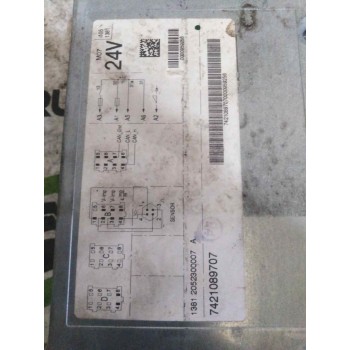 Recambio de tacografo para renault premium route 2006 fas 4x2 larga distancia referencia OEM IAM 13812052300007 0000959256 74210