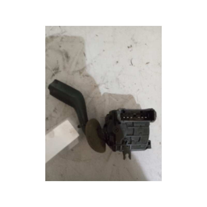 Recambio de mando limpia para renault magnum ab 2005 12.8 diesel referencia OEM IAM 7421535700  