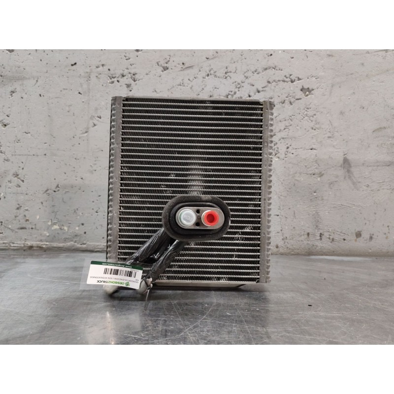 Recambio de radiador calefaccion / aire acondicionado para kia sportage iv (ql, qle) 1.7 crdi referencia OEM IAM - Blanco 3