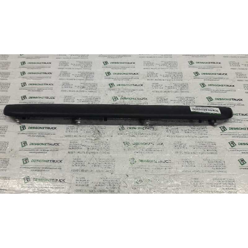 Recambio de asidero porton maletero para peugeot partner (s2) combi pro referencia OEM IAM 96216318ZL PTA. CARGA IZQ. 