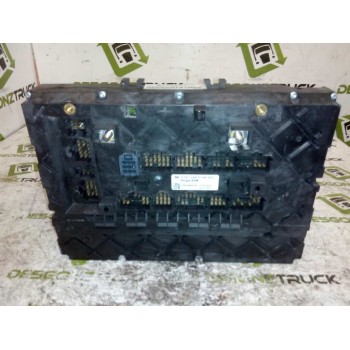 CAJA RELES / FUSIBLES A0014463158001 