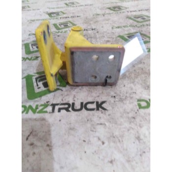 Recambio de bisagra delantera derecha para man tgx 18.xxx fg / 4x2 bl xl referencia OEM IAM  PARTE INFERIOR 