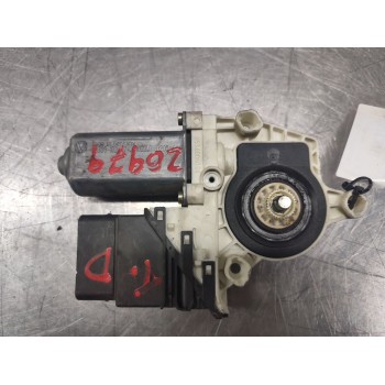 Recambio de motor elevalunas trasero derecho para seat leon (1m1) signo referencia OEM IAM 105407301 18 PINS 