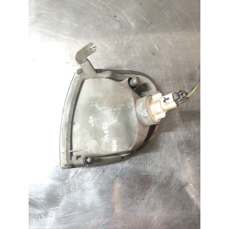 Recambio de piloto delantero derecho para nissan vanette cargo (hc23) furg. referencia OEM IAM 261307C000 - Blanco 2