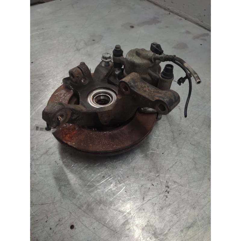 Recambio de mangueta delantera derecha para mercedes-benz vito marco polo (638) 112 cdi referencia OEM IAM - Blanco 2
