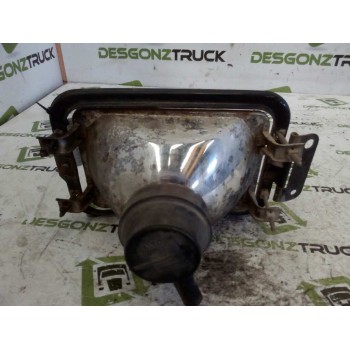Recambio de faro izquierdo para iveco serie m chasis  (145-17) 130 kw tráfico urbano referencia OEM IAM   