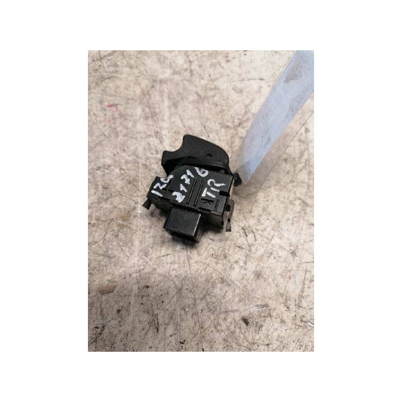 Recambio de mando elevalunas trasero izquierdo para toyota corolla verso (r1) 2.2 d-4d luna referencia OEM IAM 37181A320A05 5 PI - Gris 2