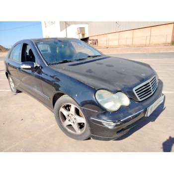 mercedes-benz clase c (w203) berlina del año 2000